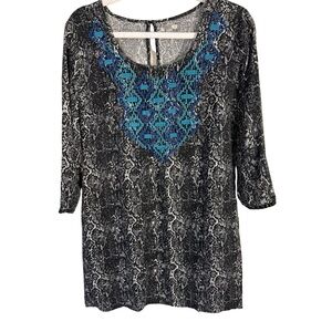 Ecote Black and White Blue Embroidered Yoke Tunic Size S Boho Festival Flowy